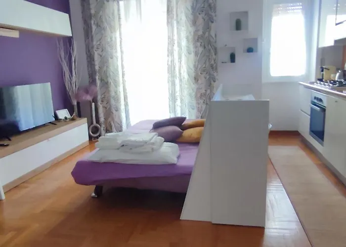 Eur Mostacciano Bilocale Vicino Ifo * Roma